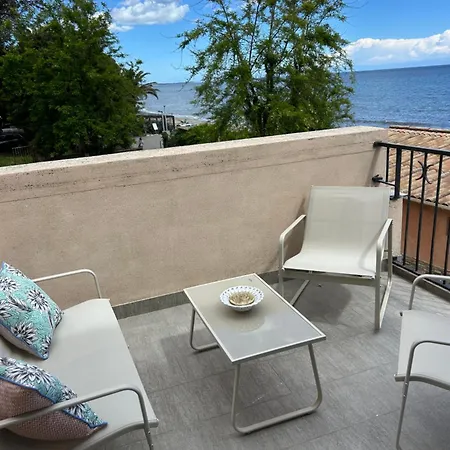 Apartment Maison Sur La Confort *